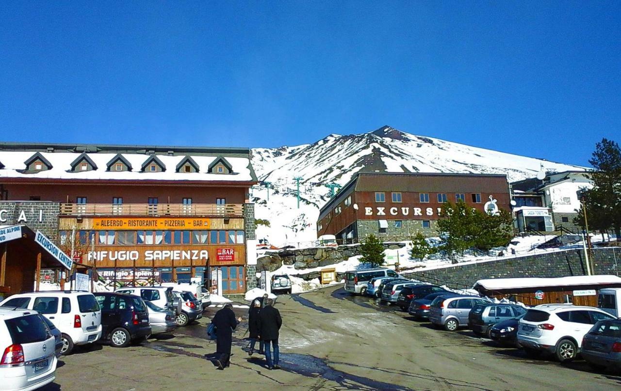 Holiday House Da Carlo CTA Exterior foto